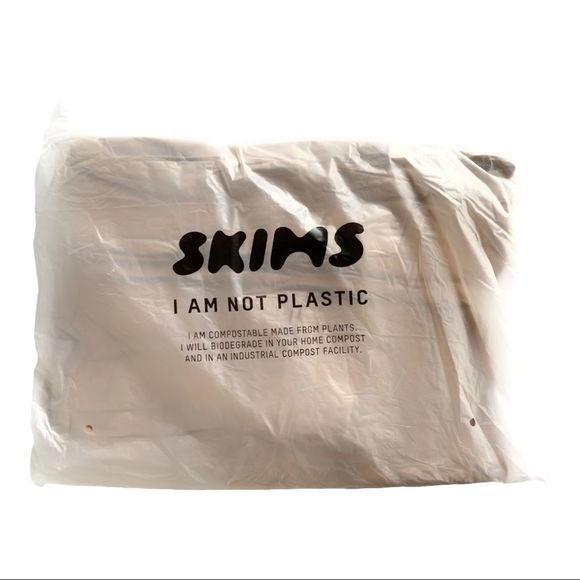 SKIMS Sleep Robe! - Picture 4 of 5